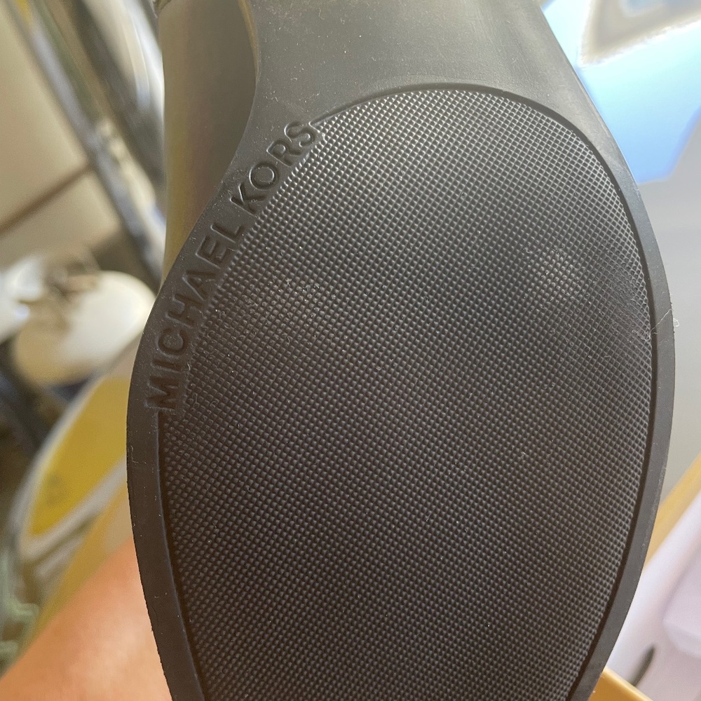 Michael Kors 7.5 black boots